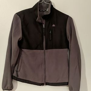 Size medium full zip fleece.